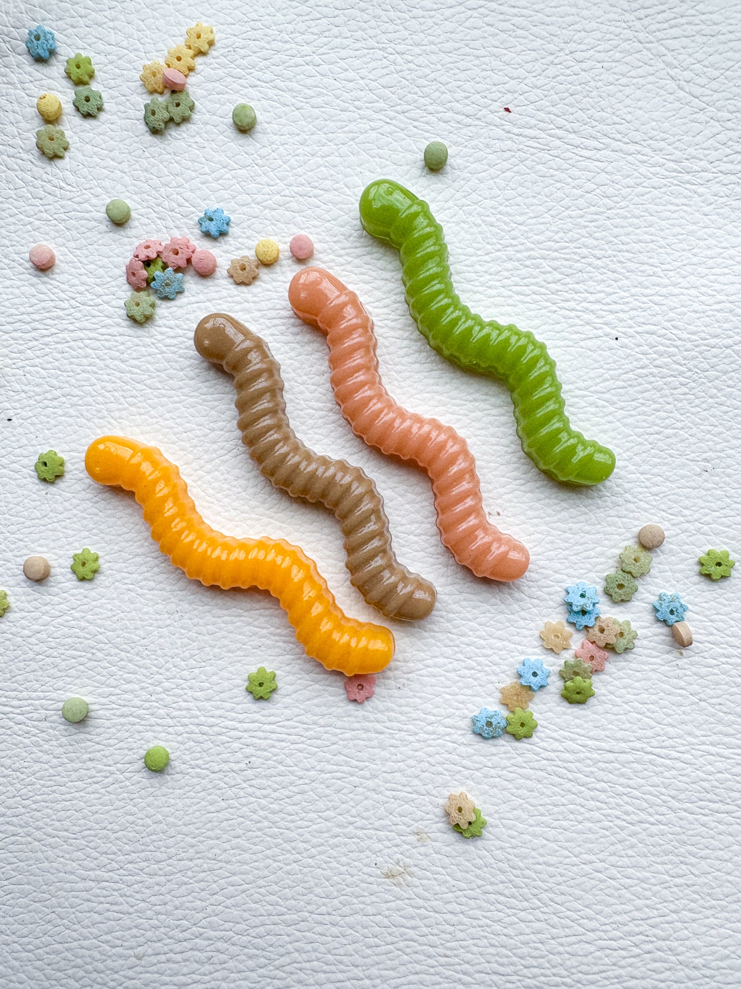 Resin worms